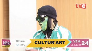 TOGBE YETON en pleine lecture sur Kfé WEEKEND ce jour ☺️ | Stéphanie M Montcho