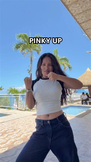 never ending ‘PINKY UP’ KATSEYE #pinkyup #katseye #shorts #dancechallege