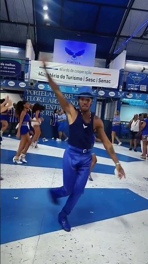 Como samba bonito!👏🏿 O samba no pé da Portela é diferente
