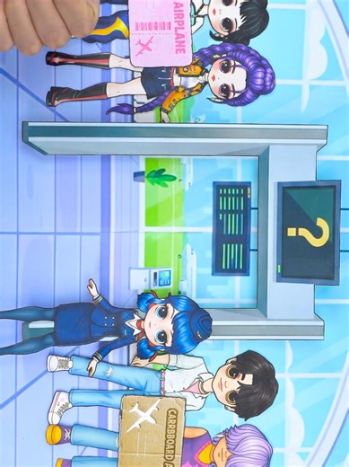 Fluffy Girl vs Cardboard Boy Fashion Show Challenge