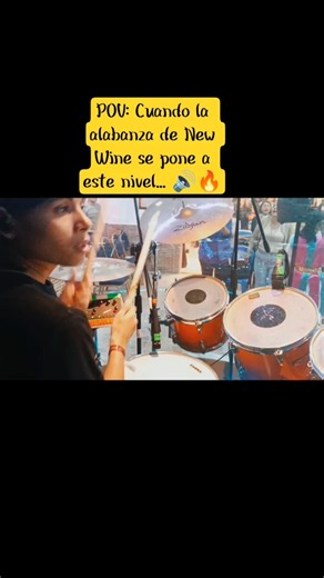 Tocando "En Alta Voz" de New Wine en Batería 🥁 #shorts #newwine