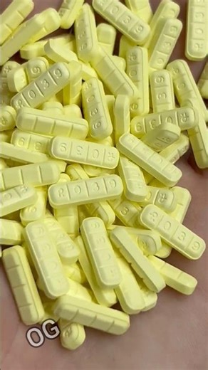 Xanax (Alprazolam) Explained | Uses, Side Effects & Addiction Risks