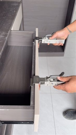 Septemberstore on Instagram: "Upgrade your woodworking setup with our latest Press Type Quick Drawer Clamp! Made from durable stainless steel, this telescopic hand tool offers fast, easy adjustment for secure panel installations. A must-have for precise, hassle-free assembly! 🔧📐 ALL PRODUCTS LINKED ON MY VIDEO under Description > check bio link 🤝🏽" Ordinal number-190-Push type quick drawer clamp #190 #DrawerClamp #WoodworkingTools #TelescopicClamp #StainlessSteel #PanelInstallation #DIYWoodw
