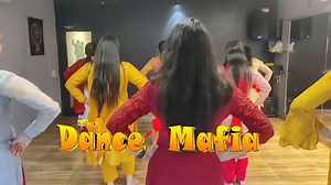 839K views · 10K reactions | https://www.instagram.com/reel/CZhA42uAcIT/?utm_medium=copy_link follow me on instagram  Sabki Baaratein Aaye Bride Entry Dance Wedding Choreography By The Dance Mafia Mohali 8968198870 | THE DANCE MAFIA | Facebook
