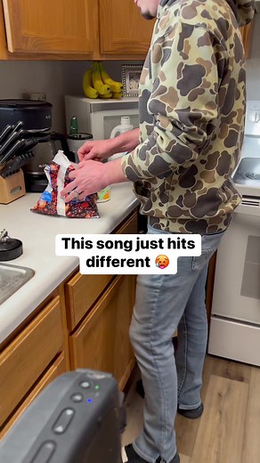 28K views · 1.3K reactions | It’s not just me right?? | Kaleb Austin | Facebook