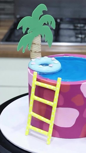 Recreating Barbie Pool Cake with Frost Form | Cake Design Tutorial