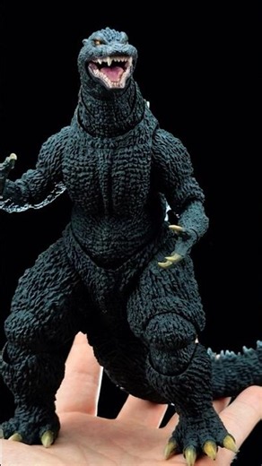 Upgraded S.H.MonsterArts Godzilla Final Wars with a 3D Printed head.