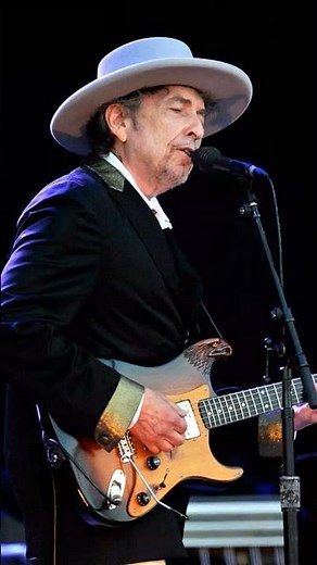 Bob Dylan, Stuck Inside of Mobile with the Memphis Blues Again.
