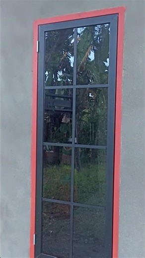 hasil pemasangan jendela aluminium pakai kusen kayu