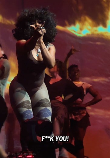 Experience SZA Live in Concert - Soulful Performances