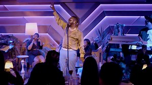 T-Pain blows fans away with 'On Top of the Covers (Live From The Sun Rose)' Performance