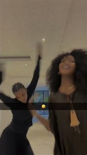Kate Bashabe & Maddie Noella Dancing to a King James Song 💃🔥