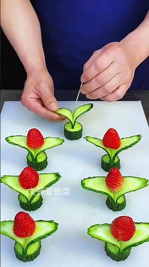 5-Minute Instagram-Worthy Fruit & Veggie Charcuterie Board That's Too Beautiful to Eat!