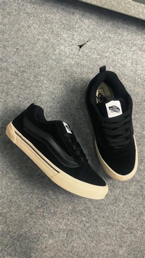 Nike SB Dunk Low Black Gum - Nobuck Premium 👟✨