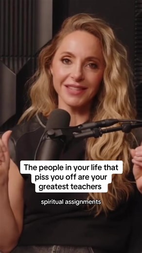The people in your life are your greatest teachers. When we start recognzing these patterns, we lean into the peace, freedom, and joy we all deserve 🤍