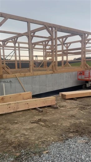 Progress continues on our Pine barn frame as the week draws to a close! | Pennsylvania Sawmill Company
