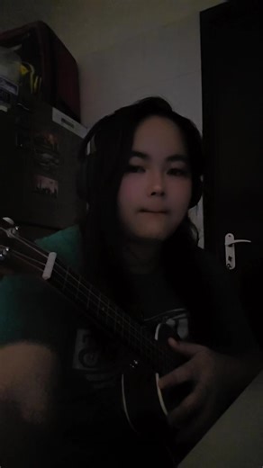 ‏Still Into You Ukelele Cover ##ukelele ##ukelelecover #stillintoyou