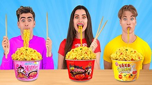 11K views · 293 reactions | No hands vs one hand vs two hands eating challenge! Funny food situations by 123 GO! CHALLENGE: | 123 GO Challenge | Facebook