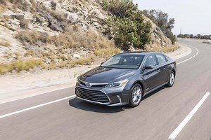 5 most common Toyota Avalon problems for used car shoppers