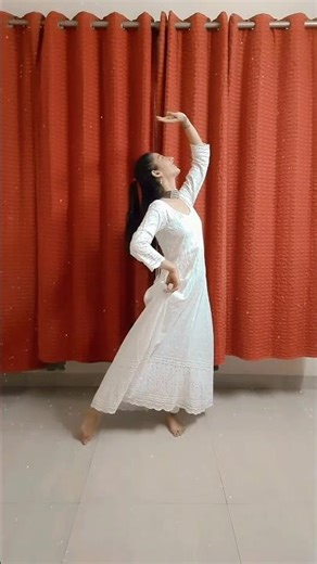 Saiyaan | Dance choreography | Semi-classical #dancemoves #danceshorts #dancecover #youtubeshorts