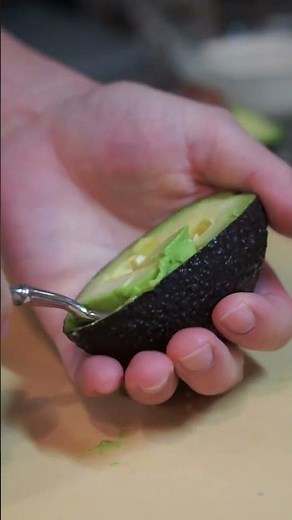 簡単で美味しいエビとアボカドのレモンクリームパスタの作り方 #shorts #海老