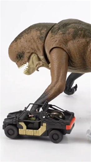 102K views · 1K reactions | TRACK N’ CHOMP Distortus Rex looks to be the ultimate RC toy for Jurassic World Rebirth. The included D-Rex figure can be controlled independently, if you can drive the vehicle and get chased! Going to be a ton of fun to play with, maybe a JP version next? #collectjurassic #matteljurassicworld #jurassicworld #jurassicpark #jurassicworldrebirth #mattel #toys #toynews #toycollector #campcretaceous #chaostheory | Collect Jurassic | Facebook