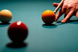 Apprendre à jouer au billard français en ligne avec des vidéos et un livre - Billiard E-Learning & On The Road