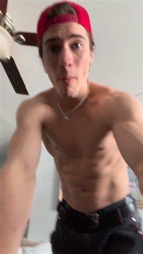 Lightswitch | Digis day was fun🙂‍↕️🫶🏼 #fyp #lightswitch #relatable #model #newyork | Instagram