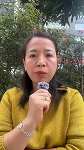 🔥 9 đại học đã công bố quy đổi IELTS 2026! Có IELTS mà không biết quy đổi thì coi chừng… mất lợi thế thật đó Mỗi trường quy đổi một kiểu. Band cao - thấp ảnh hưởng trực tiếp đến điểm xét tuyển. Không phải cứ có IELTS là auto lợi thế, mà là band bao nhiêu, quy đổi ở trường nào, dùng phương thức gì. 📍Danh sách chi tiết các trường & mức quy đổi, cô Loan để dưới bình luận nhé 👇 | Lola Tank