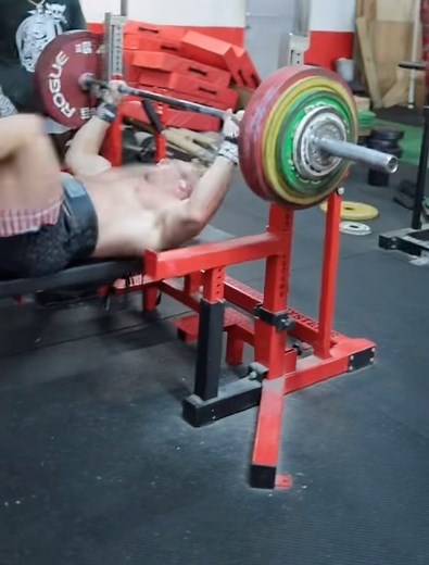 11K views · 148 reactions | LFG! solid 510 here #BenchPress for @dawsonwindham #gasstationready #jailhousestrong #individualoverinstitution #joshstrengthmethod #joshstrength #wafflehouseready #oldschoolbloodandgutsmalestripper | The JoshStrength Method | Facebook