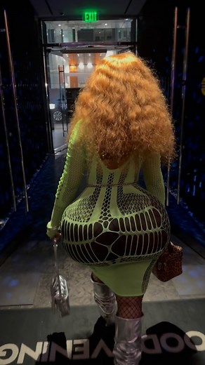 Natasha Fitzgerald | Pebbelz X TGIF 🔥🔥🔥🔥🔥🔥 ATL tonight Kings & Queens lounge Walkawy Queen video recorded ➡️@mick7001 #natashaoxpebbelz #pebbelzdamodel #reels... | Instagram