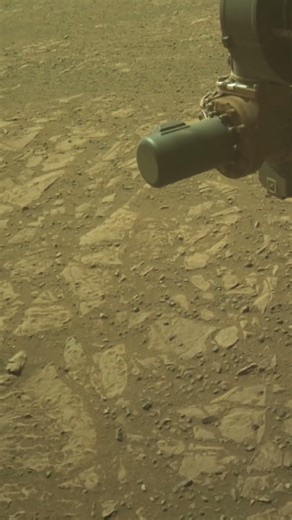 This Martian landscape is so ancient it makes the pyramids look like they were built yesterday 😨🔴