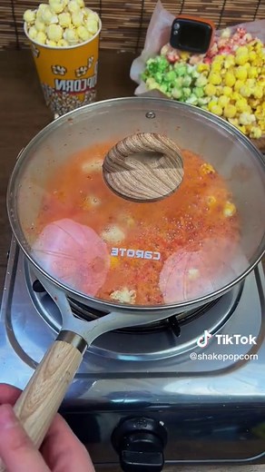 The colorful popcorn looks so craving#popcorn #popcornduet #foodie #yummy #GetCrackin #popcornmaker #lifehack