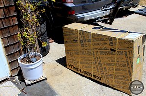 YT Industries bike packaging and unboxing
