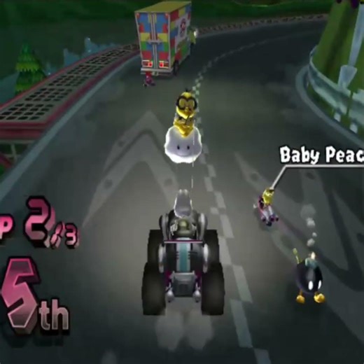 Awesome fall and bomb at respawn - Mario Kart Wii