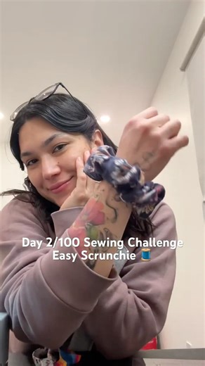 Day 2/100 Sewing Challenge | Easy Scrunchie for Beginners 🧵#sewing