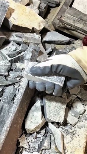 Smart Worker Technique Easy and Fast Way to Split Stone Using Simple Tools #shorts