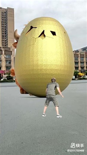 Kya aapne kabhi aisa anda dekha hai? 😱 Dekhiye iske andar se kya nikla! ✨#viralshorts #shorts