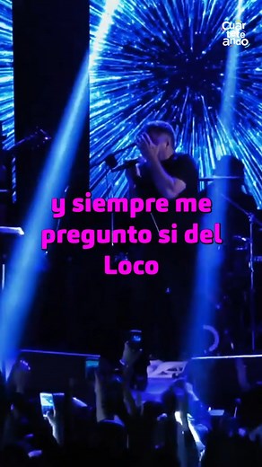 "Y mi vida va... entre pájaros azules que no existen" 🎶 😍 Si hay un tema de El Loco Amato - Oficial que el público lo puede cantar completo a capella, el 22 es uno de ellos. 👏🏼 un temazo de Cristian Abel que es bueno recordar y se disfruta siempre. ¡A sus órdenes! 2️⃣2️⃣ | Cuarteteando - ElDoce.tv