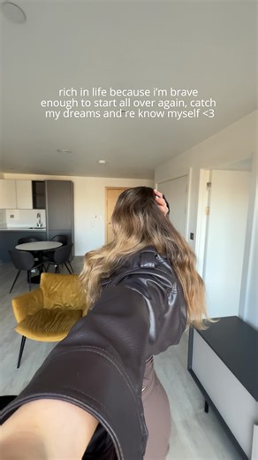 Taking the leap and starting my life all over again 🫶🏼 betting on myself and catching my dreams, becoming a new me ❤️ #startingover #startyourlife #restart