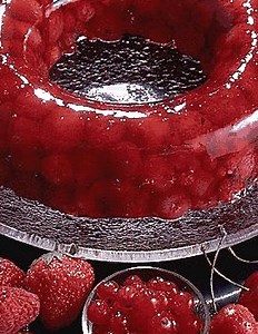 Aspic de fruits rouges pour 4 personnes - Recettes - Elle à Table