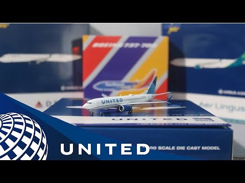 Gemini Jets United Airlines 737 MAX 8 1:400 Model Unboxing