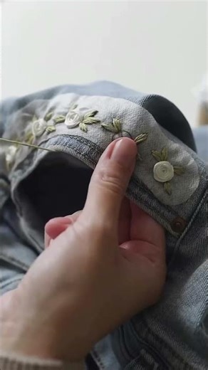 So Easy! Stick and Stitch DIY Floral Embroidery on Denim #embroidery #shorts #sewing