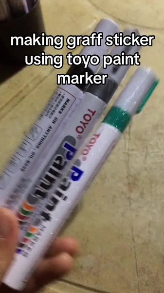 DIY Graffiti Sticker Tutorial with Toyo Paint Marker