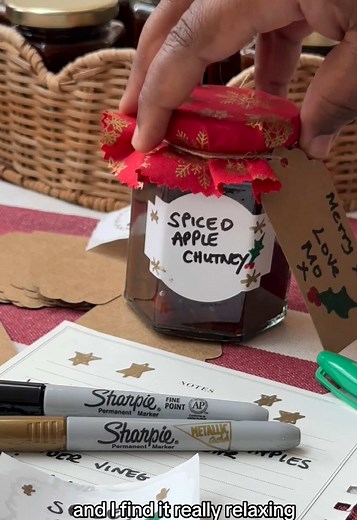 Creative Christmas Crafts with Sharpie