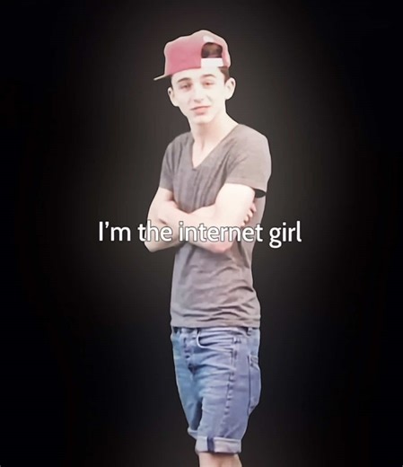Timothée Chalamet Fan Edit: A Tribute to the Internet Girl