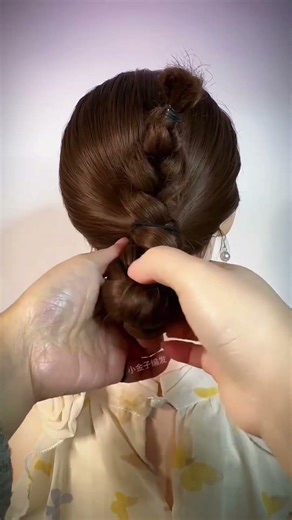 Elegant Low Bun Hairstyle ✨ New Chinese Style Hair Tutorial 💖 Simple & Graceful Look #Shorts#hairsty