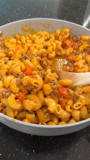 Easy, cheesy, and picky-eater approved 👏 Comment SEND RECIPE to get this Taco Pasta! | The Clean Eating Couple