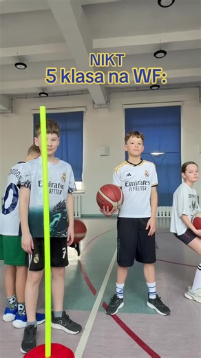 5th Grade Gym Class in Wroclaw