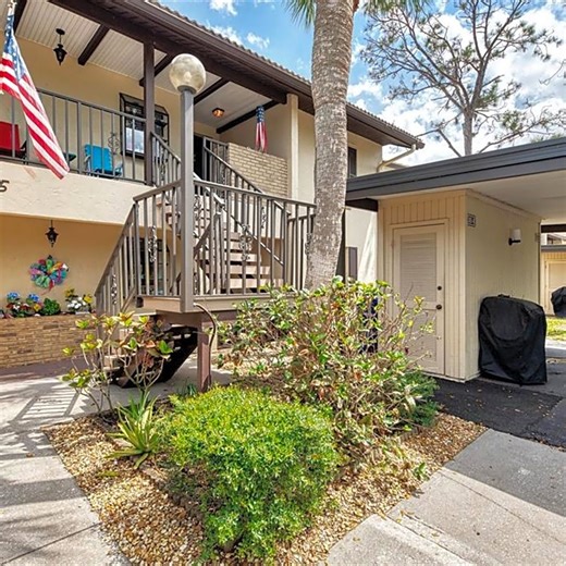 3.8K views | There's an Open House this weekend for this 2 bed, 2 bath in Venice.  Check out this Remodeled Condo on second floor, just minutes from Venice Beaches and downtown Venice, FL! This 2 bedroom, 2 bathroom, offers A/C that is 2 years with a transferrable warranty! All APPLIANCES are 3 years, Hot… | Coldwell Banker Realty - Venice Island/Englewood Office | Facebook